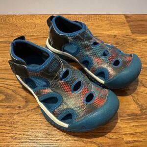 Keen Kids Stingray Closed-Toe Water Shoes Blue Size 10 Beach Ready Waterproof